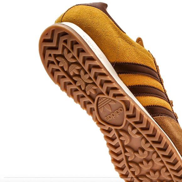 Rare! Adidas Allteam Sneakers Mens 8 Womens 9.5 Gold Tan Off-White Barely Worn - Picture 6 of 11